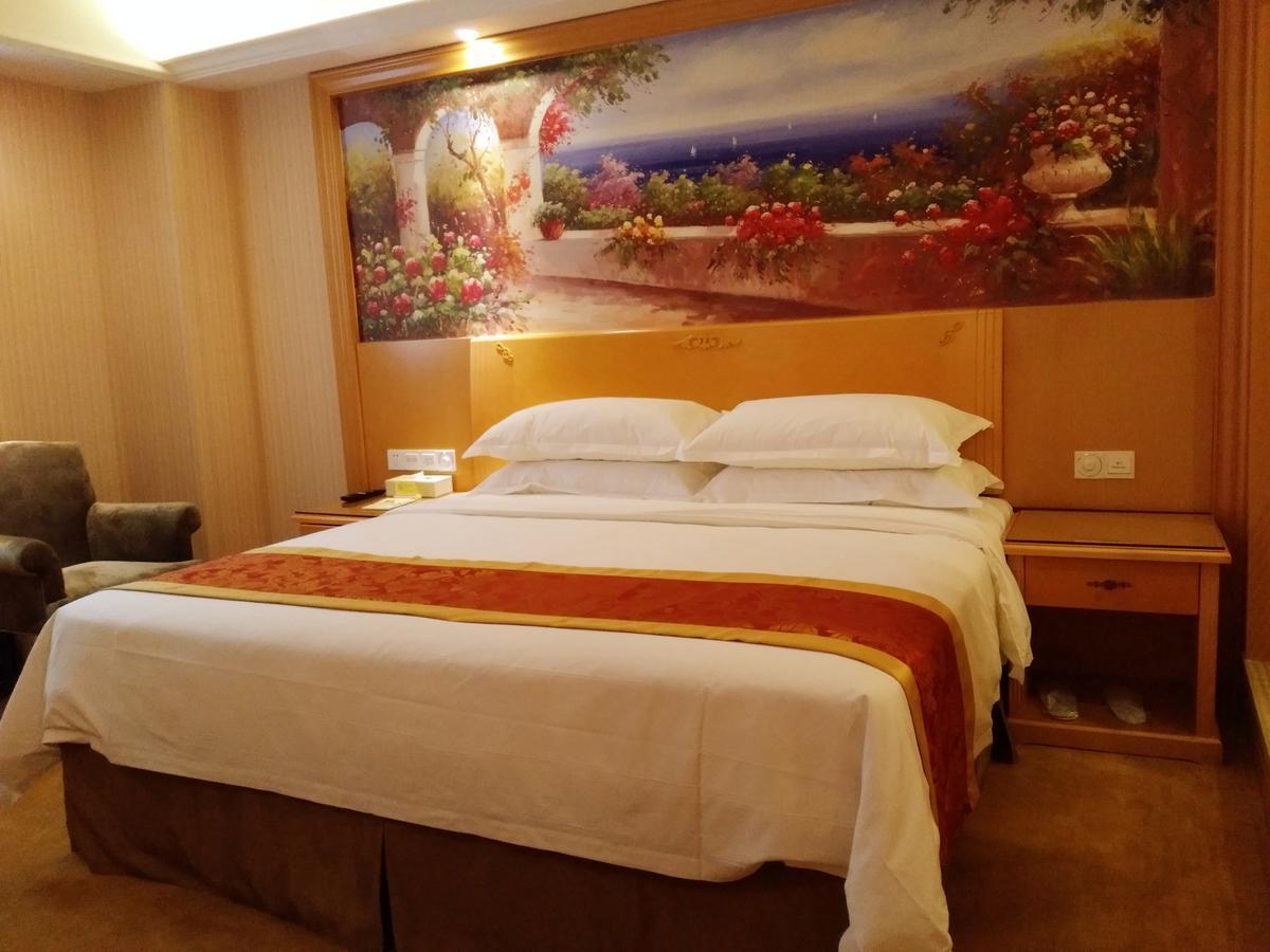 Vienna Hotel Shenzhen Bantian Vanke Zone 5 Exterior photo
